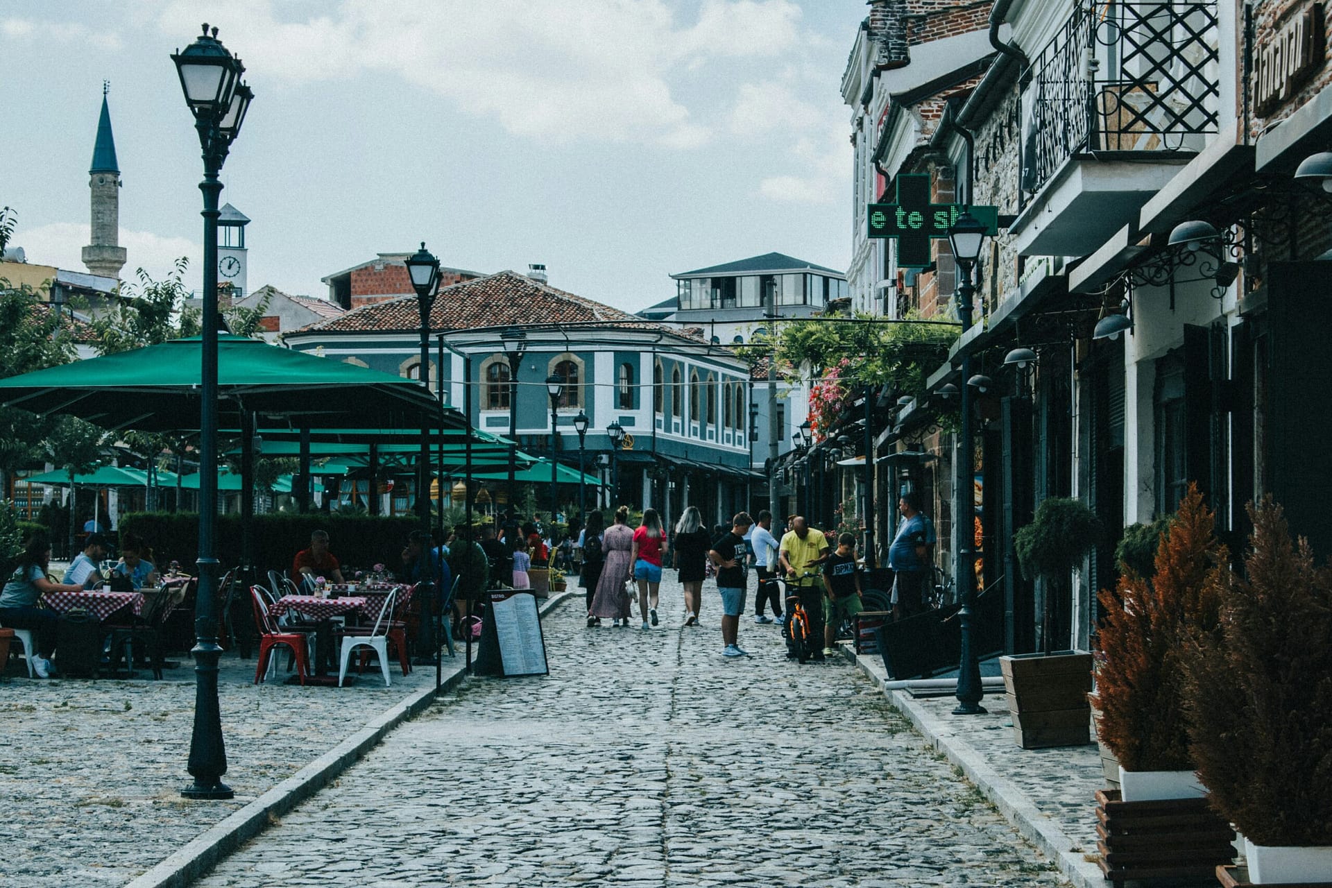 How to Get from Tirana to Korçë: Your Complete Travel Guide